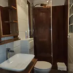 Apartament Charming Canal Saint-martin Republique Paryż