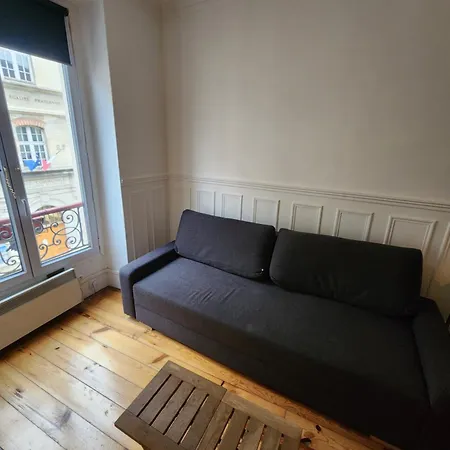 Charming Canal Saint-martin Republique