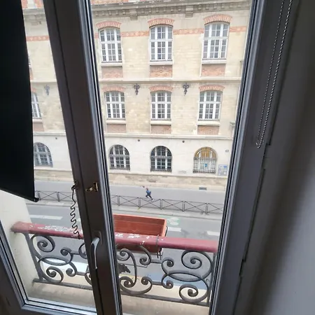 Charming Canal Saint-martin Republique Apartment *